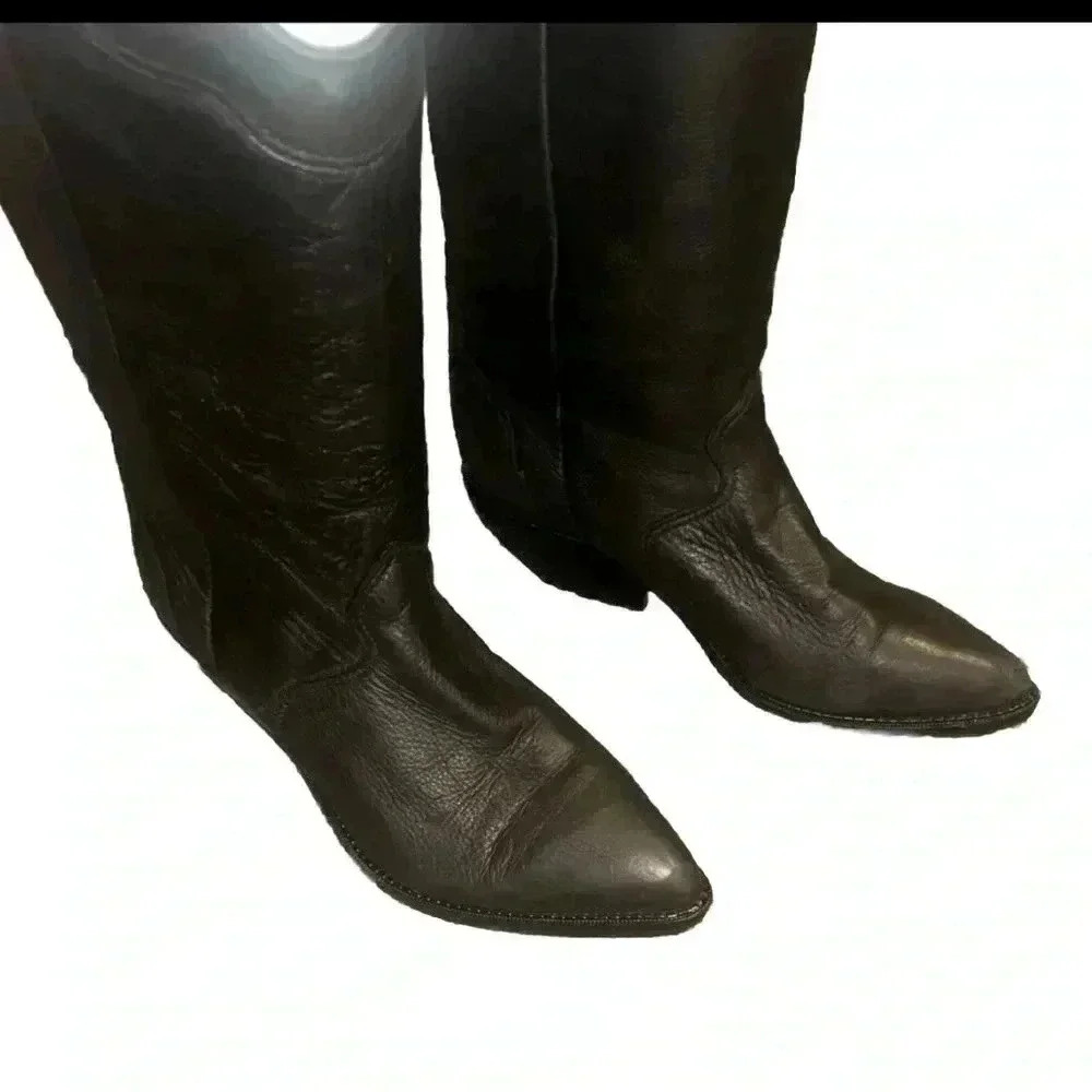 Leather black boots
